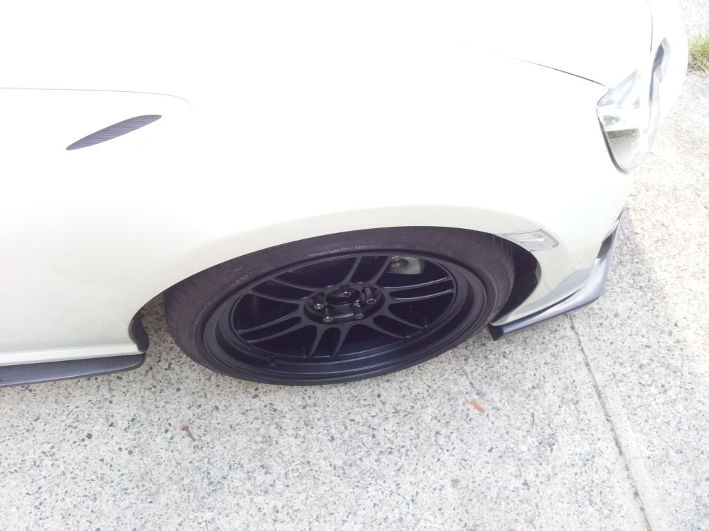photo 1 Scion FR-S custom wheels Rota MXR 18x9.5, ET +38, tire size 245/35 R18. x ET 255/35 R