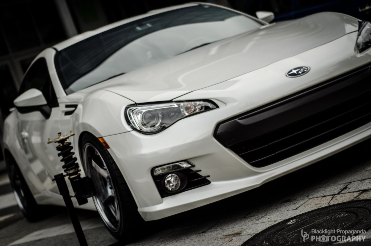 photo 6 Subaru BRZ custom wheels Rota RT5 18x9.5, ET +38, tire size 265/35 R18. x ET 