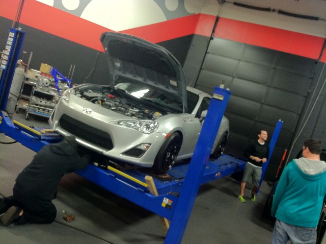 photo 3 Scion FR-S custom wheels Rota Torque 17x9.0, ET +30, tire size 215/40 R17. x ET 