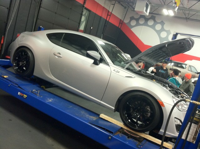 photo 5 Scion FR-S custom wheels Rota Torque 17x9.0, ET +30, tire size 215/40 R17. x ET 