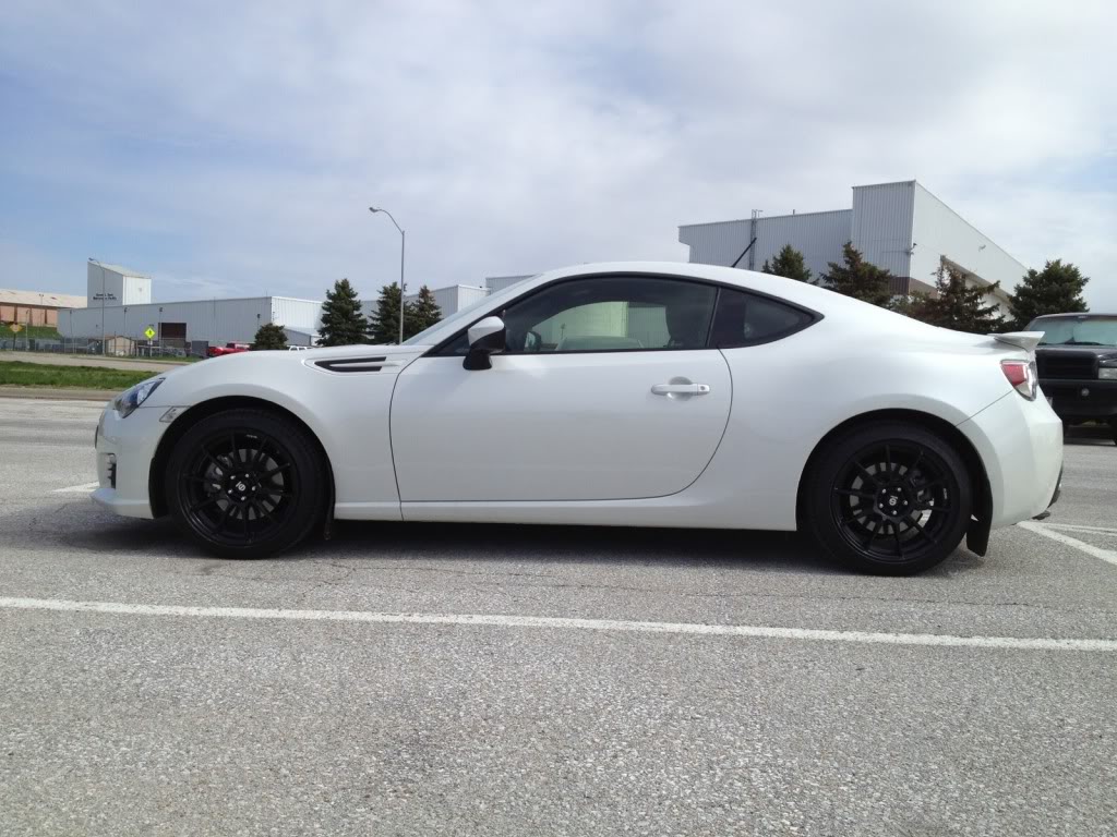 photo 1 Scion FR-S custom wheels Sparco Assetto Gara 17x7.5, ET +48, tire size 215/45 R17. x ET 