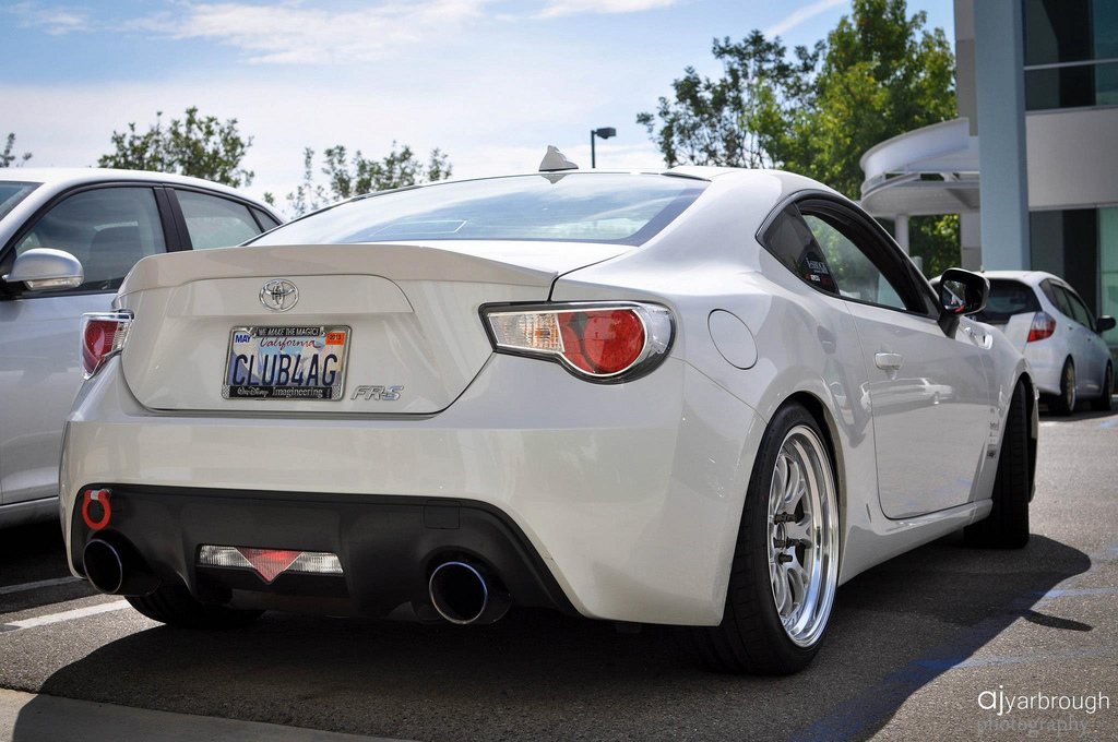 photo 4 Scion FR-S custom wheels SSR Professor MS3 18x8.0, ET +37, tire size 225/40 R18. 18x9.0 ET+37 