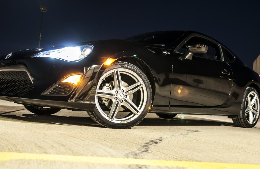 photo 1 Scion FR-S custom wheels Styluz S006 18x7.5, ET +40, tire size 225/40 R18. x ET 