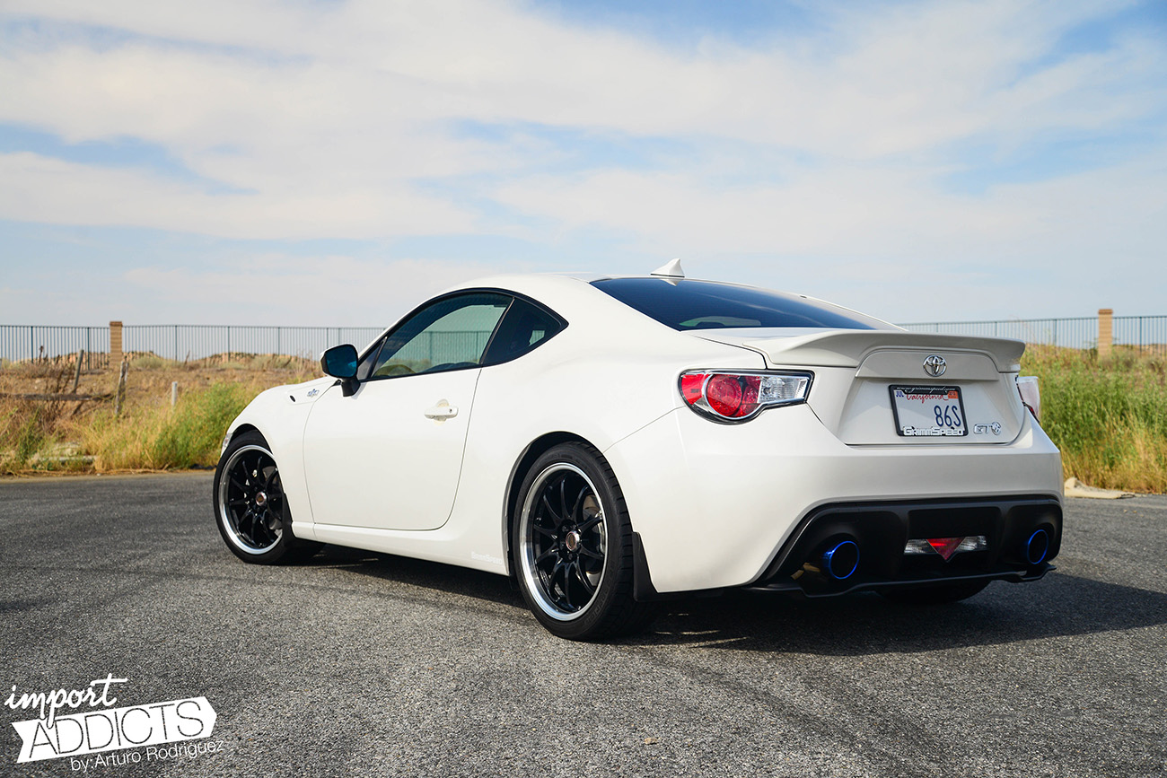 photo 2 Scion FR-S custom wheels Volk Racing CE28 18x8.5, ET +44, tire size 235/40 R18. x ET
