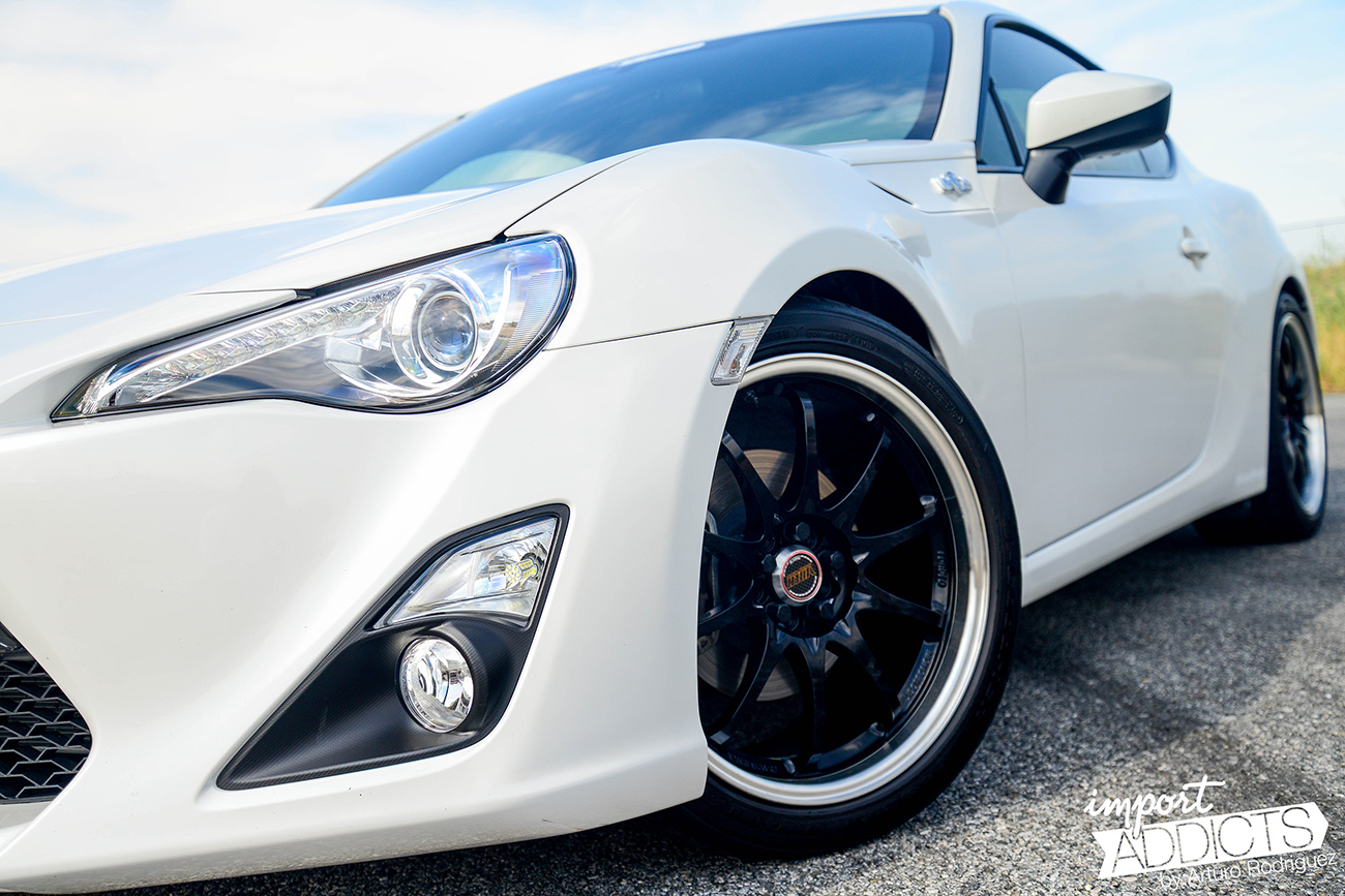 photo 6 Scion FR-S custom wheels Volk Racing CE28 18x8.5, ET +44, tire size 235/40 R18. x ET