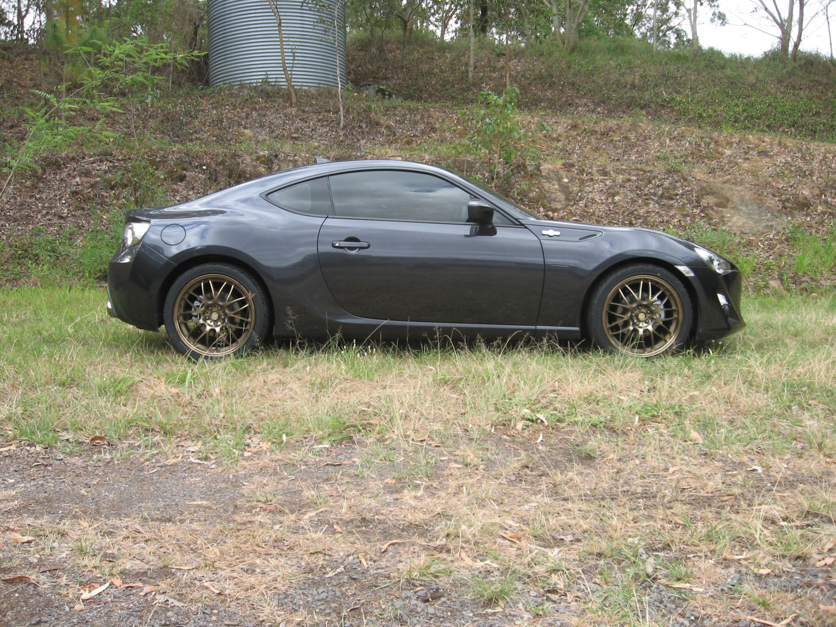 photo 2 Scion FR-S custom wheels Volk Racing SE37 18x7.5, ET +48, tire size 225/40 R18. x ET 