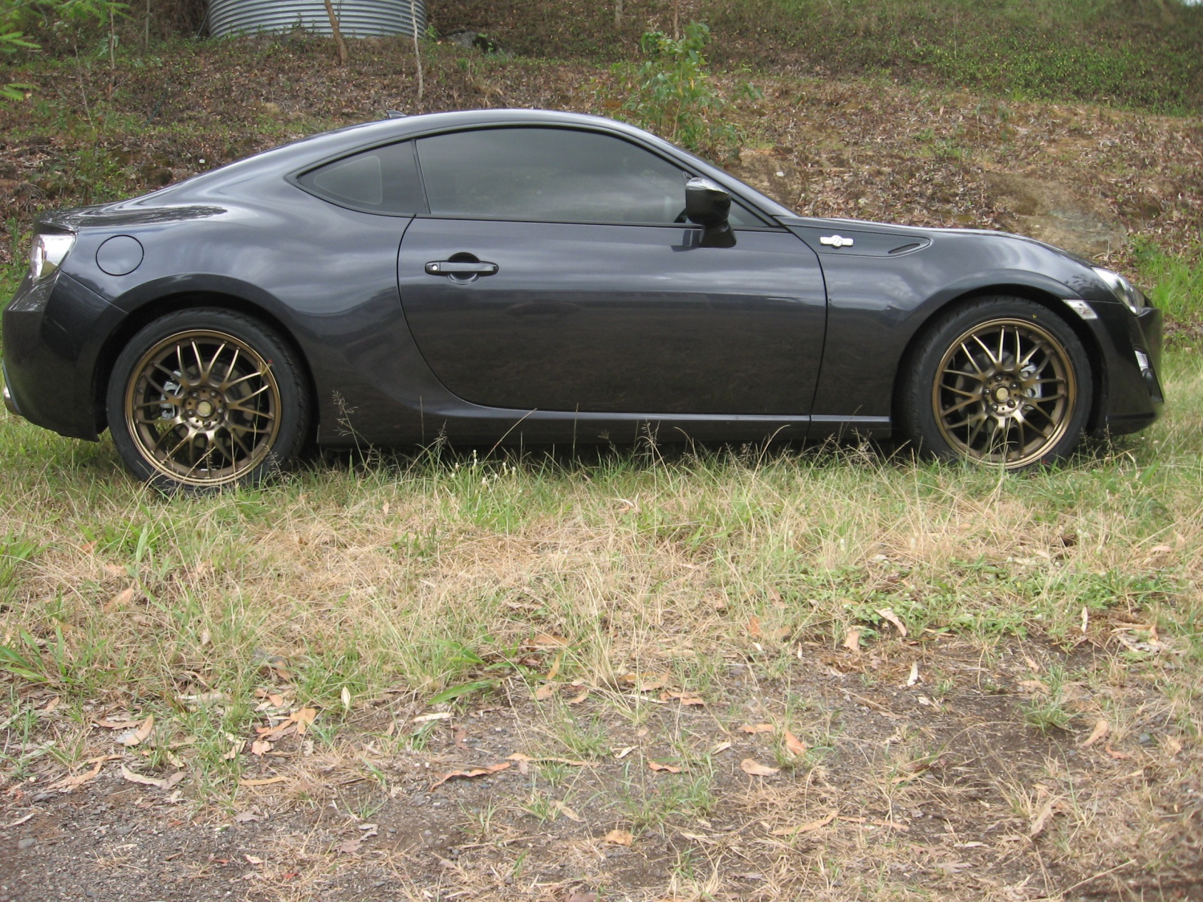 photo 3 Scion FR-S custom wheels Volk Racing SE37 18x7.5, ET +48, tire size 225/40 R18. x ET 