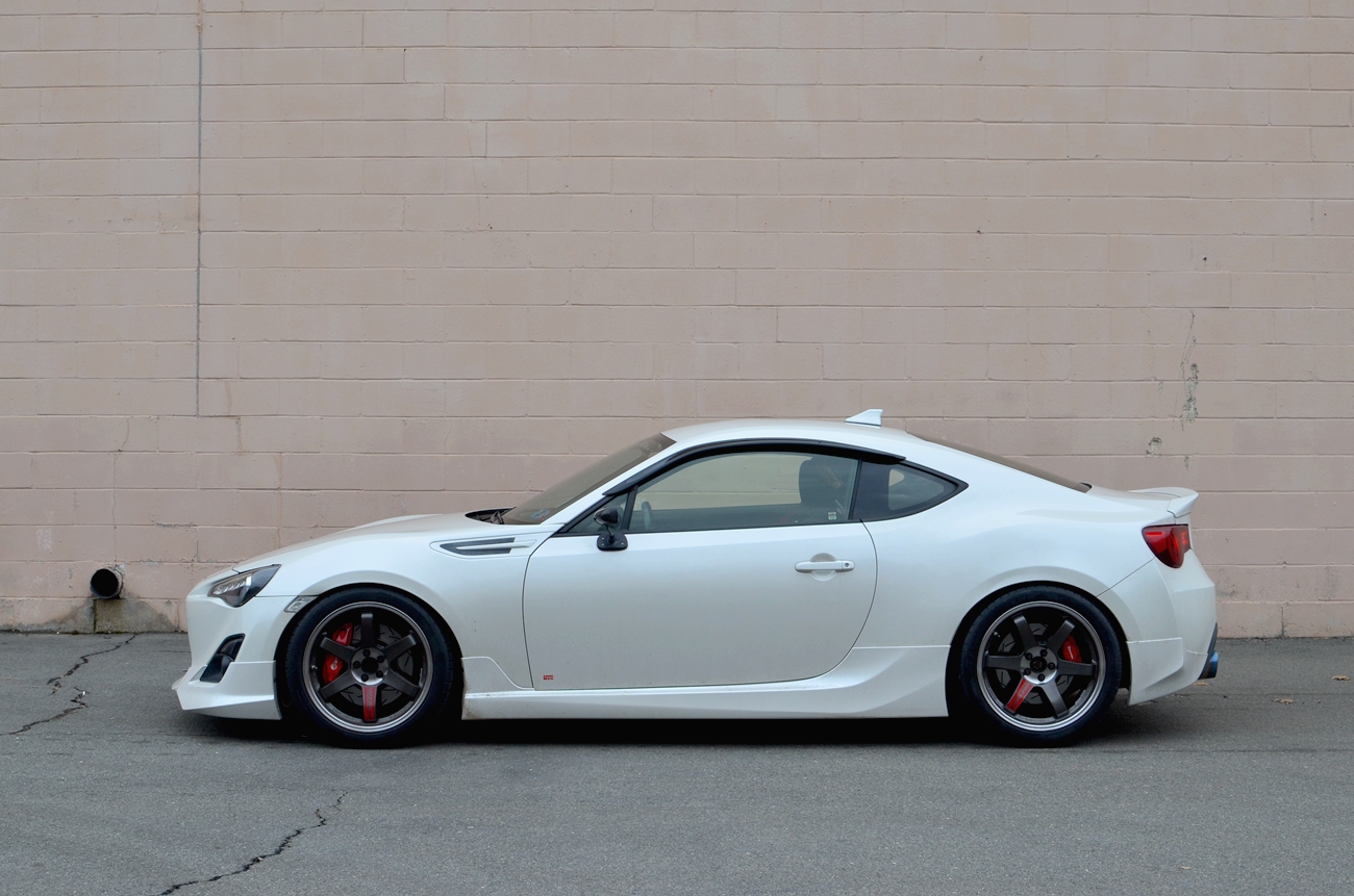 photo 4 Scion FR-S custom wheels Volk Racing TE37 18x9.5, ET +40, tire size 265/35 R18. x ET 