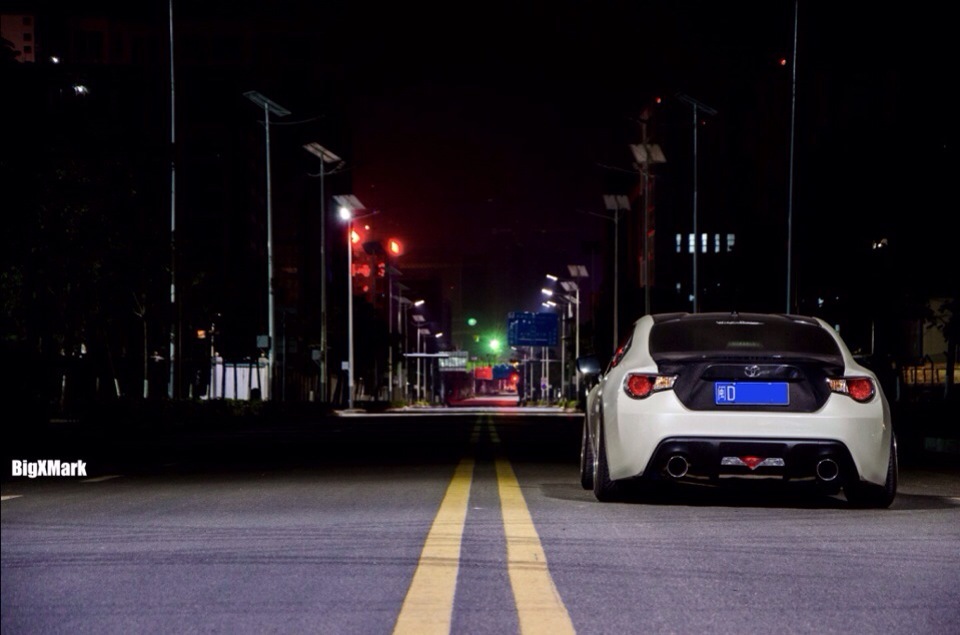 photo 4 Scion FR-S custom wheels Work Meister S1R 18x9.5, ET +30, tire size 225/40 R18. 18x10.0 ET+30 