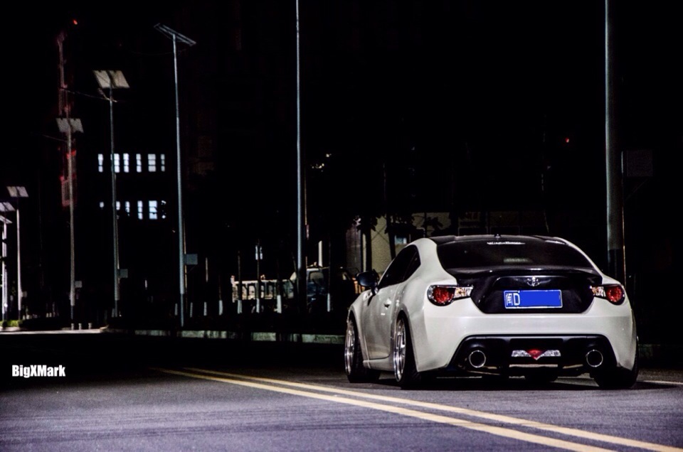 photo 7 Scion FR-S custom wheels Work Meister S1R 18x9.5, ET +30, tire size 225/40 R18. 18x10.0 ET+30 
