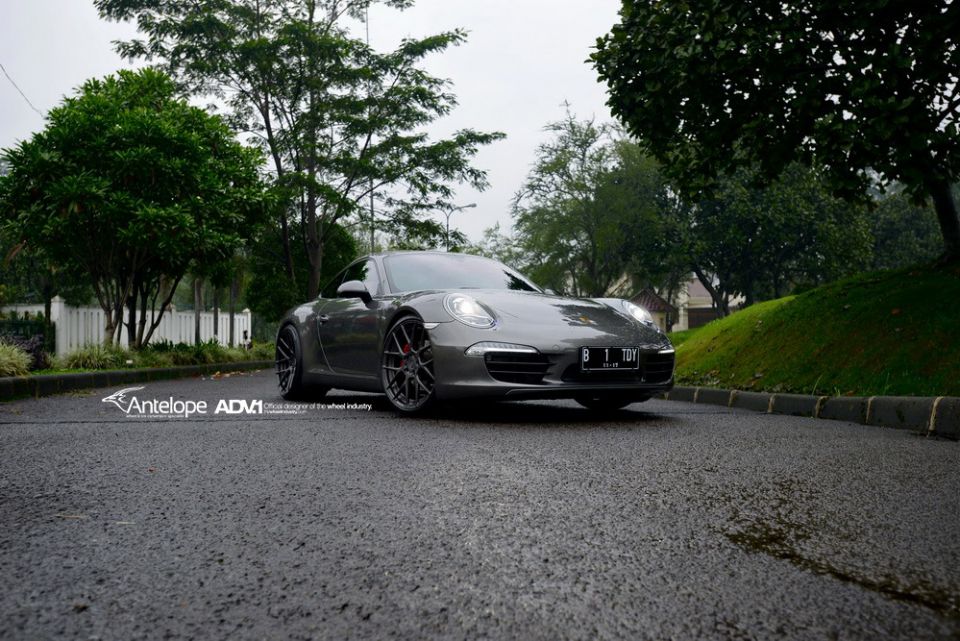 photo 5 Porsche 911 custom wheels ADV.1 7 MV2 SL 21x9.0, ET , tire size X R21. 21x12.5 ET 