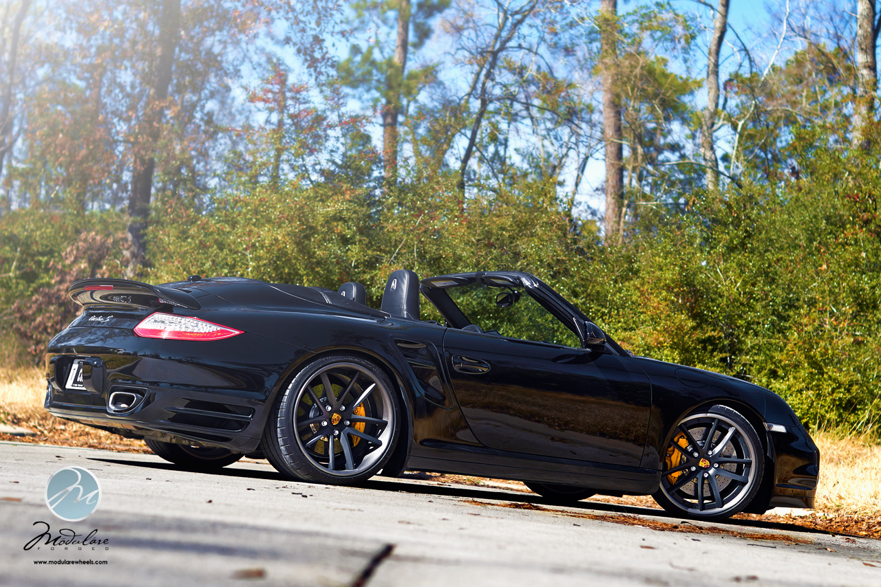 photo 6 Porsche 911 custom wheels Modulare C30-DC 20x8.5, ET , tire size 245/30 R20. 20x12.0 ET 325/25 R20