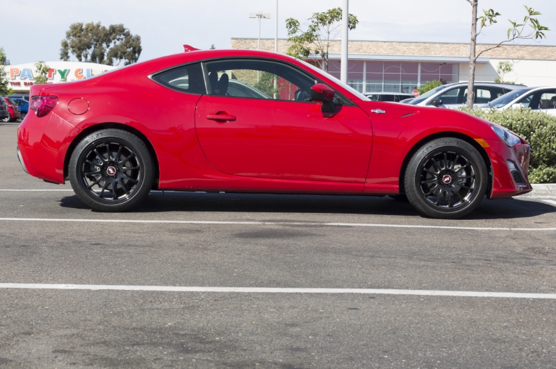photo 3 Scion FR-S custom wheels Yoshihara DY-12C 18x9.0, ET +40, tire size 245/40 R18. x ET 