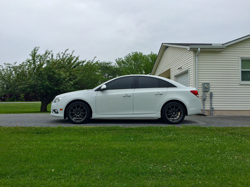 photo 6 Chevrolet Cruze custom wheels Sparco Assetto Gara 18x8.0, ET +40, tire size 225/45 R18. x ET 