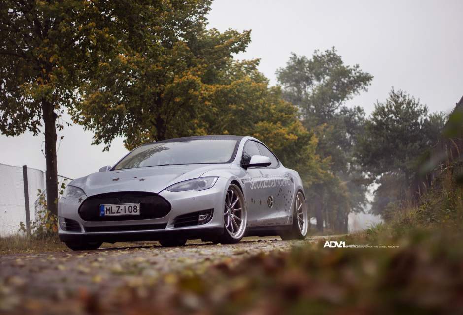 photo 3 Tesla Model S custom wheels ADV.1 10 Track Spec SL 22x9.0, ET , tire size X R22. 22x10.5 ET 