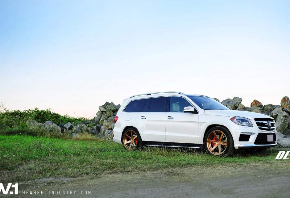 photo 2 Mercedes-Benz GL-Class custom wheels ADV.1 6MV2 22x10.5, ET , tire size X R22. x ET 