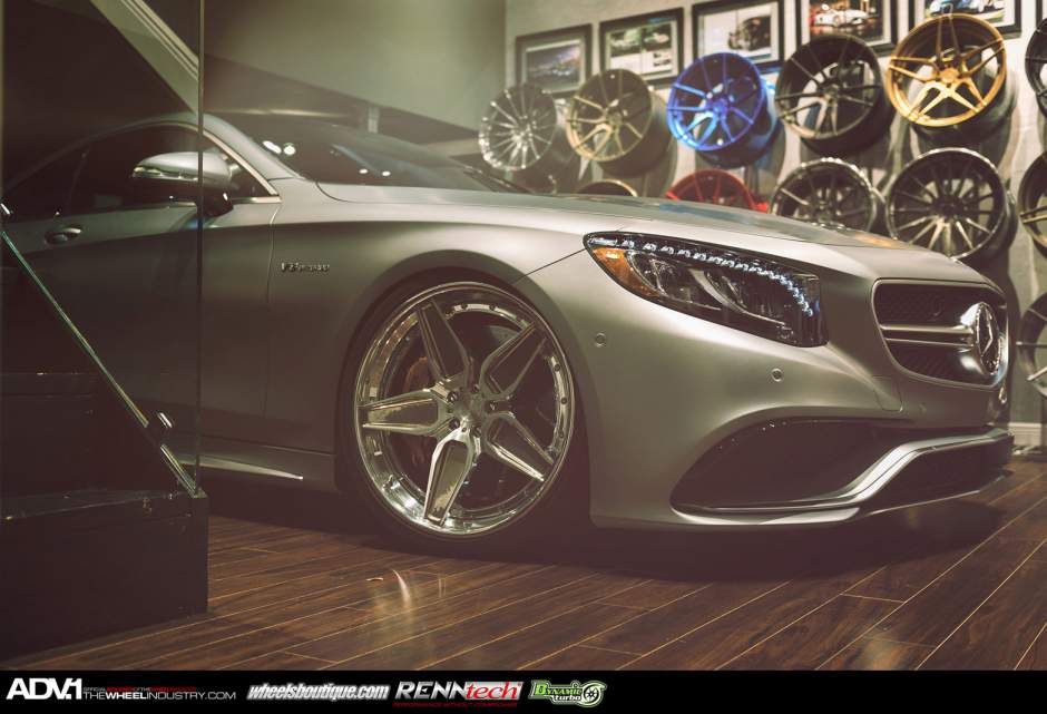 photo 4 Mercedes-Benz AMG S custom wheels ADV.1 5STSCS 22x9.0, ET , tire size X R22. 22x11.0 ET 