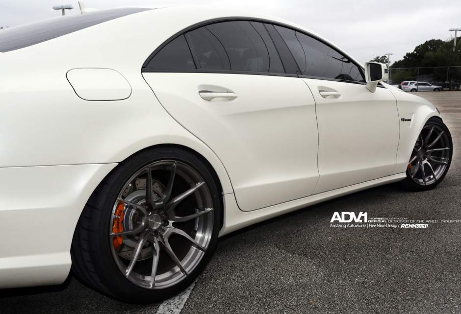 photo 13 Mercedes-Benz CLS-Class custom wheels ADV.1 5.0 MV1 CS 19x10.0, ET , tire size X R19. 19x11.0 ET