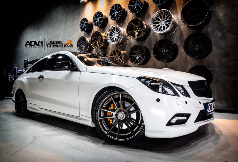 photo 3 Mercedes-Benz E-Class custom wheels ADV.1 5.2MV2 19x8.5, ET , tire size X R19. 19x9.0 ET 