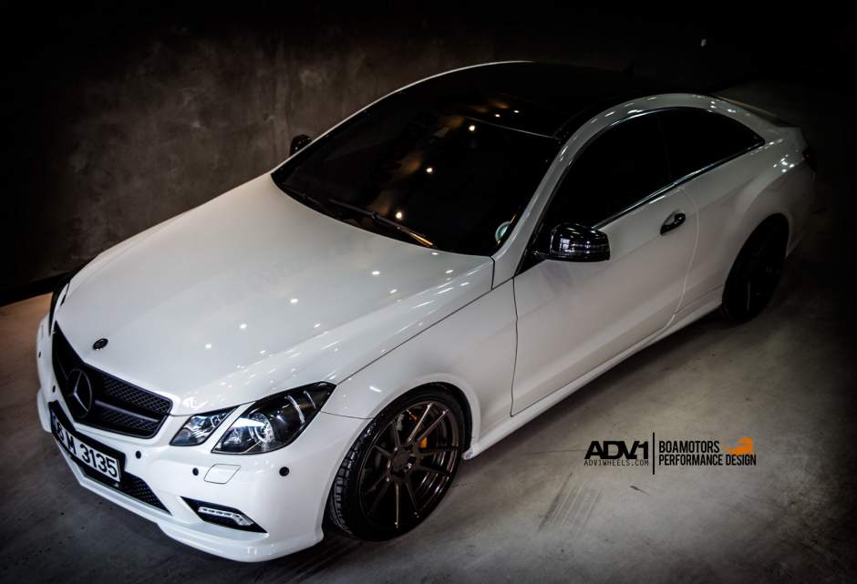 photo 8 Mercedes-Benz E-Class custom wheels ADV.1 5.2MV2 19x8.5, ET , tire size X R19. 19x9.0 ET 