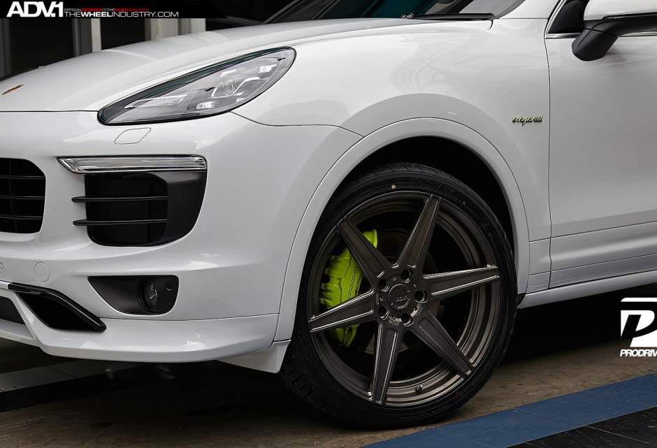 photo 7 Porsche Cayenne custom wheels ADV.1 6 MV2 SL 22x10.5, ET , tire size X R22. x ET 