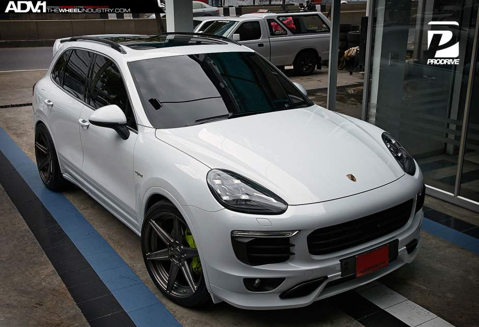 photo 5 Porsche Cayenne custom wheels ADV.1 6 MV2 SL 22x10.5, ET , tire size X R22. x ET 