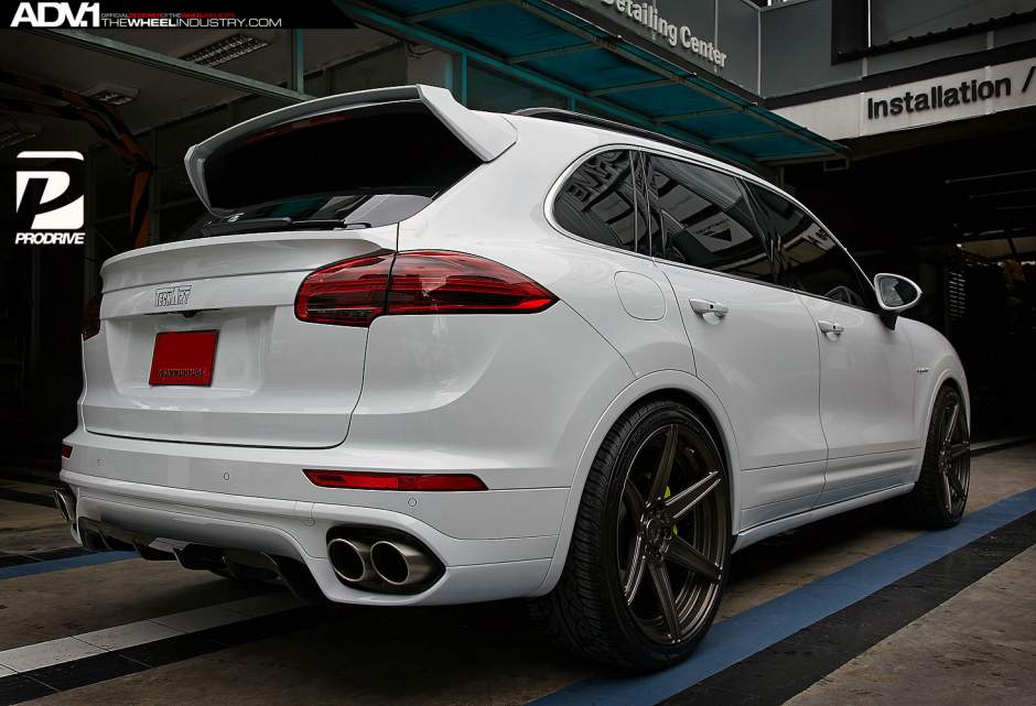 photo 2 Porsche Cayenne custom wheels ADV.1 6 MV2 SL 22x10.5, ET , tire size X R22. x ET 