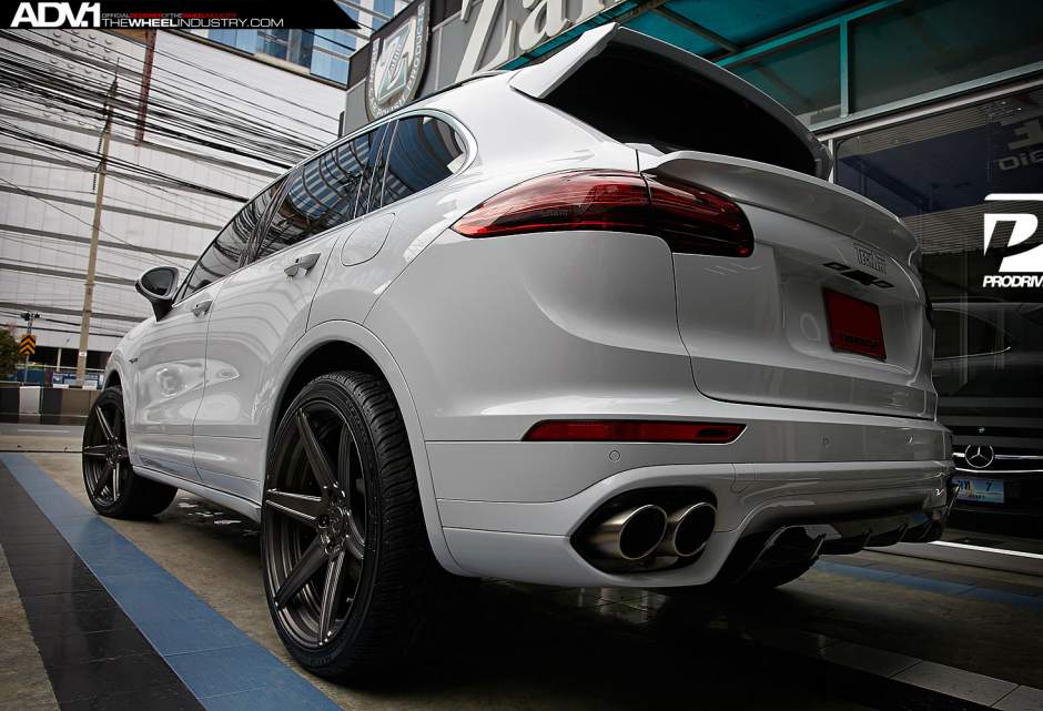 photo 6 Porsche Cayenne custom wheels ADV.1 6 MV2 SL 22x10.5, ET , tire size X R22. x ET 