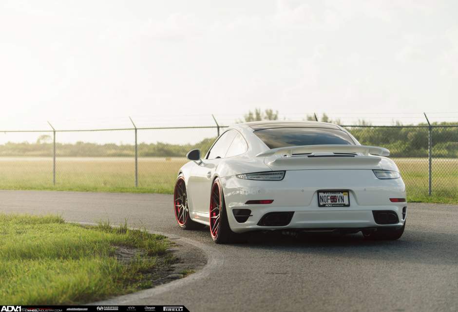 photo 8 Porsche 911 custom wheels ADV.1 7 Track Spec CS 21x9.5, ET , tire size X R21. 21x12.5 ET