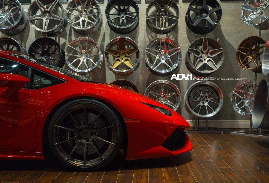 photo 3 Lamborghini Huracan custom wheels ADV.1 10MV1CS 20x8.5, ET , tire size X R20. 21x12.5 ET