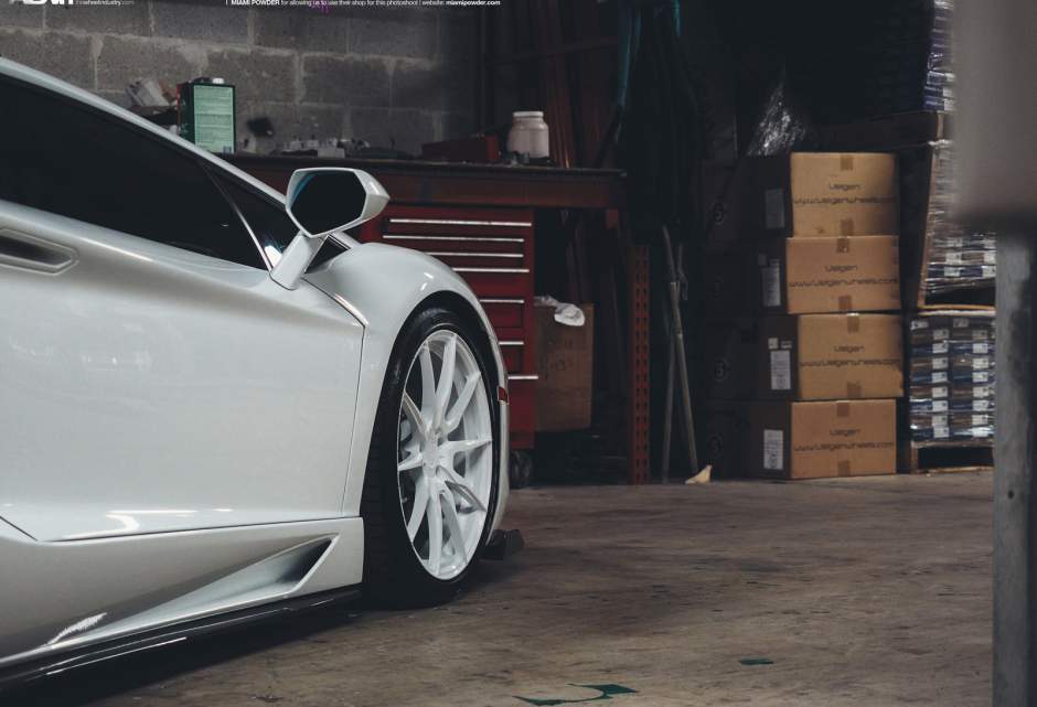 photo 2 Lamborghini Aventador custom wheels ADV.1 10.1CSMV1 20x9.5, ET , tire size X R20. 20x12.0 ET 