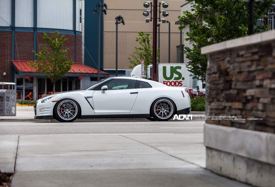photo 5 Nissan GT-R custom wheels ADV.1 10 Track Spec 21x10.5, ET , tire size X R21. 21x12.5 ET