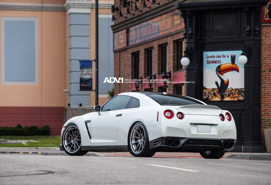 photo 7 Nissan GT-R custom wheels ADV.1 10 Track Spec 21x10.5, ET , tire size X R21. 21x12.5 ET