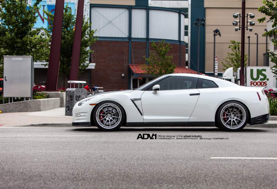 photo 9 Nissan GT-R custom wheels ADV.1 10 Track Spec 21x10.5, ET , tire size X R21. 21x12.5 ET
