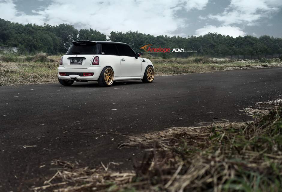 photo 2 MINI Cooper S custom wheels ADV.1 7 Track Function SL 18x9.5, ET , tire size X R18. x ET 