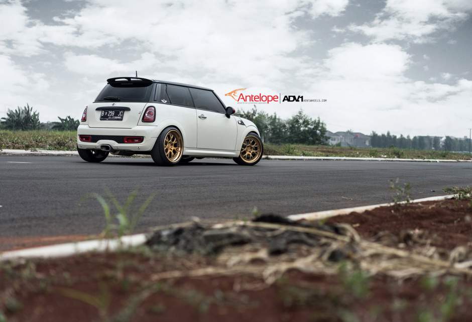 photo 3 MINI Cooper S custom wheels ADV.1 7 Track Function SL 18x9.5, ET , tire size X R18. x ET 