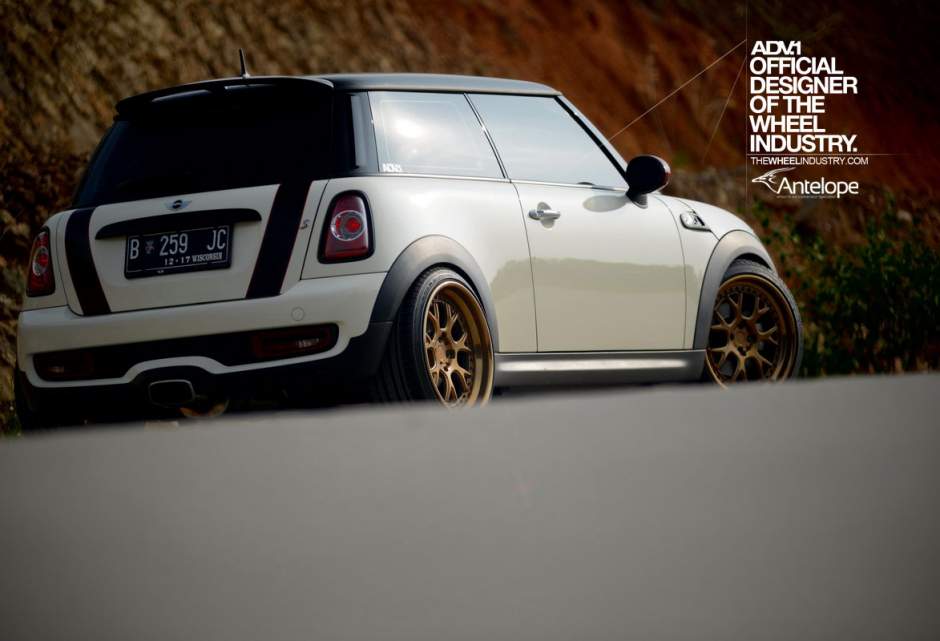 photo 4 MINI Cooper S custom wheels ADV.1 7 Track Function SL 18x8.5, ET , tire size X R18. 18x9.5 ET 
