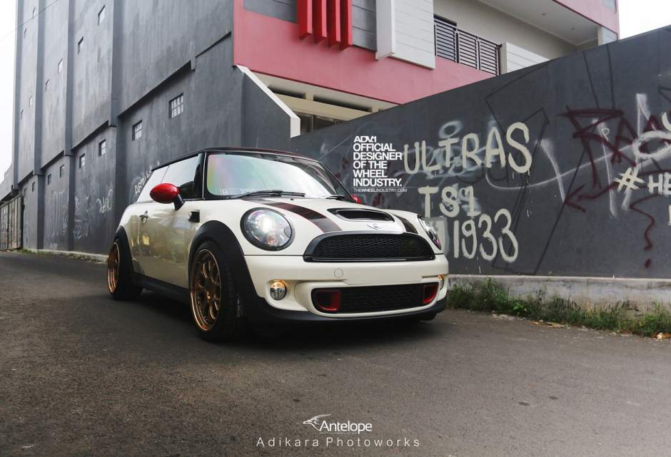 photo 6 MINI Cooper S custom wheels ADV.1 7 Track Function SL 18x8.5, ET , tire size X R18. 18x9.5 ET 