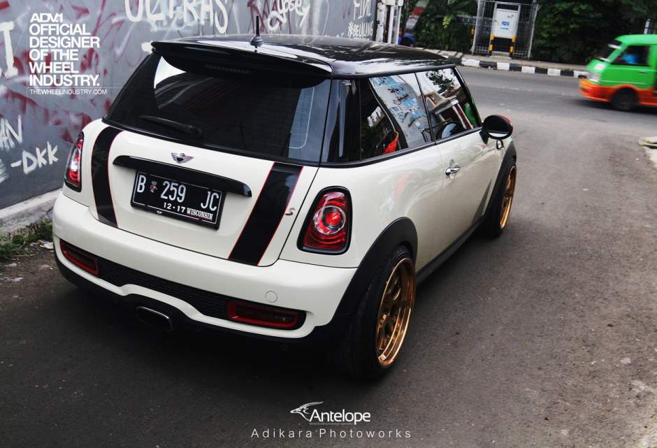 photo 7 MINI Cooper S custom wheels ADV.1 7 Track Function SL 18x8.5, ET , tire size X R18. 18x9.5 ET 