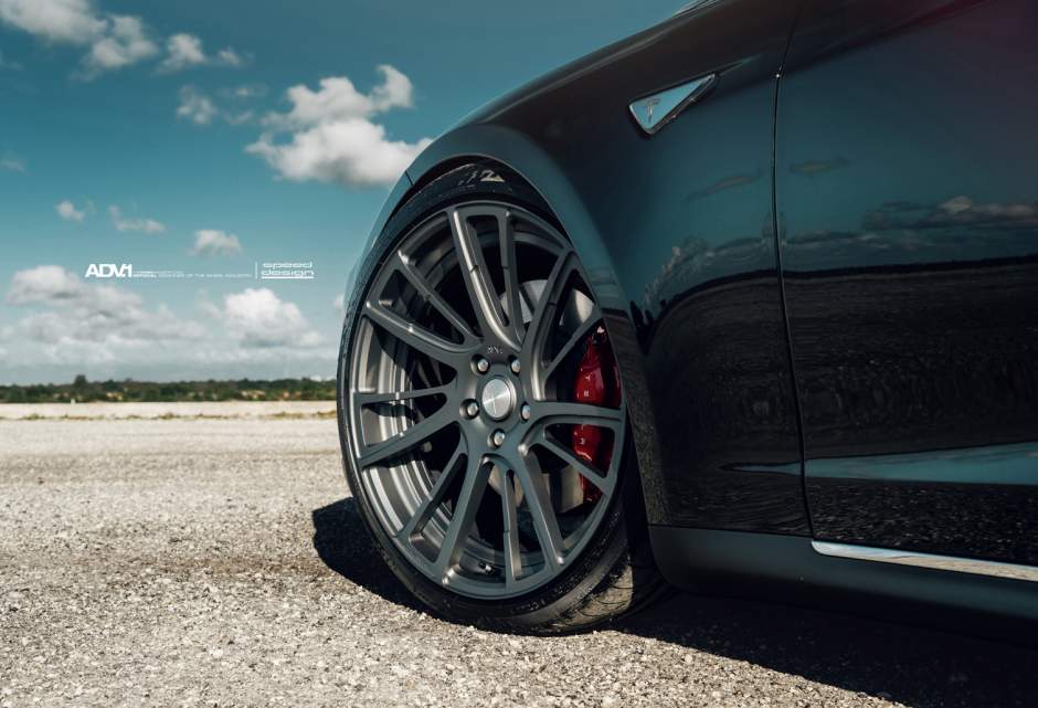 photo 1 Tesla Model S custom wheels ADV.1 MAG9.2 Pulse M.V1 21x9.0, ET , tire size X R21. 21x10.5 ET 