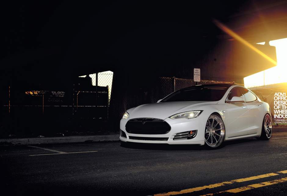 photo 7 Tesla Model S custom wheels ADV.1 X Track Spec 22x9.0, ET , tire size X R22. 22x10.5 ET 
