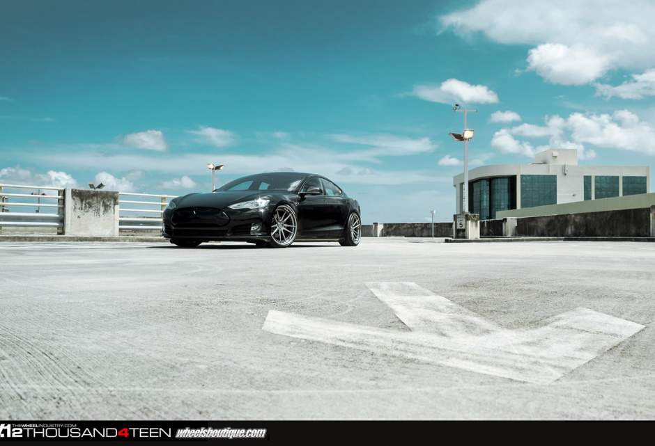 photo 5 Tesla Model S custom wheels ADV.1 5.2TSCS 22x9.5, ET , tire size X R22. 22x11.0 ET 