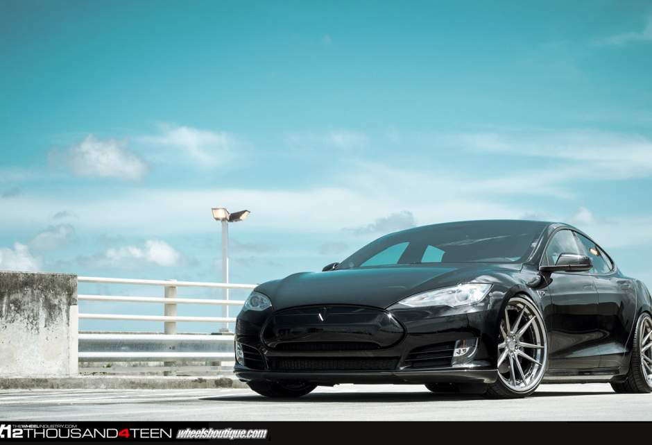 photo 6 Tesla Model S custom wheels ADV.1 5.2TSCS 22x9.5, ET , tire size X R22. 22x11.0 ET 