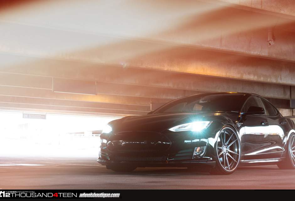 photo 9 Tesla Model S custom wheels ADV.1 5.2TSCS 22x9.5, ET , tire size X R22. 22x11.0 ET 