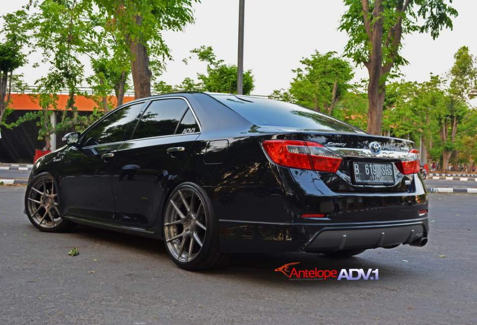 photo 4 Toyota Camry custom wheels ADV.1 5.0MV2 20x9.0, ET , tire size X R20. 20x10.0 ET 