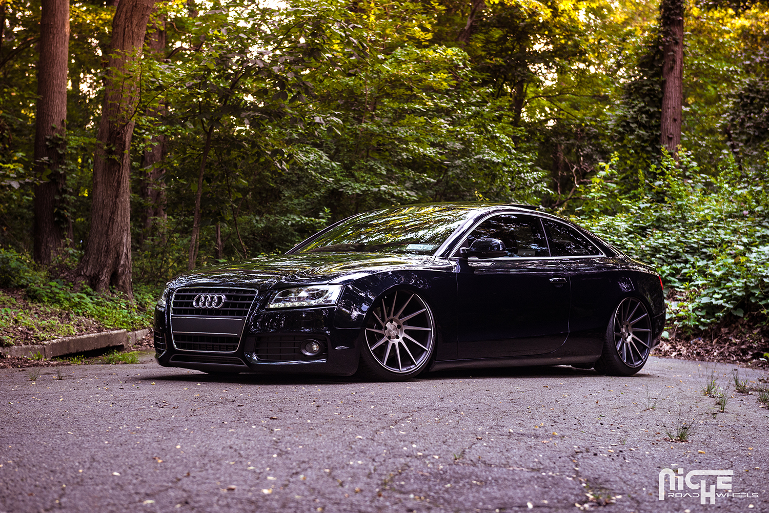 photo 5 Audi A5 custom wheels Niche Surge - M114 20x10.5, ET , tire size 245/35 R20. x ET 