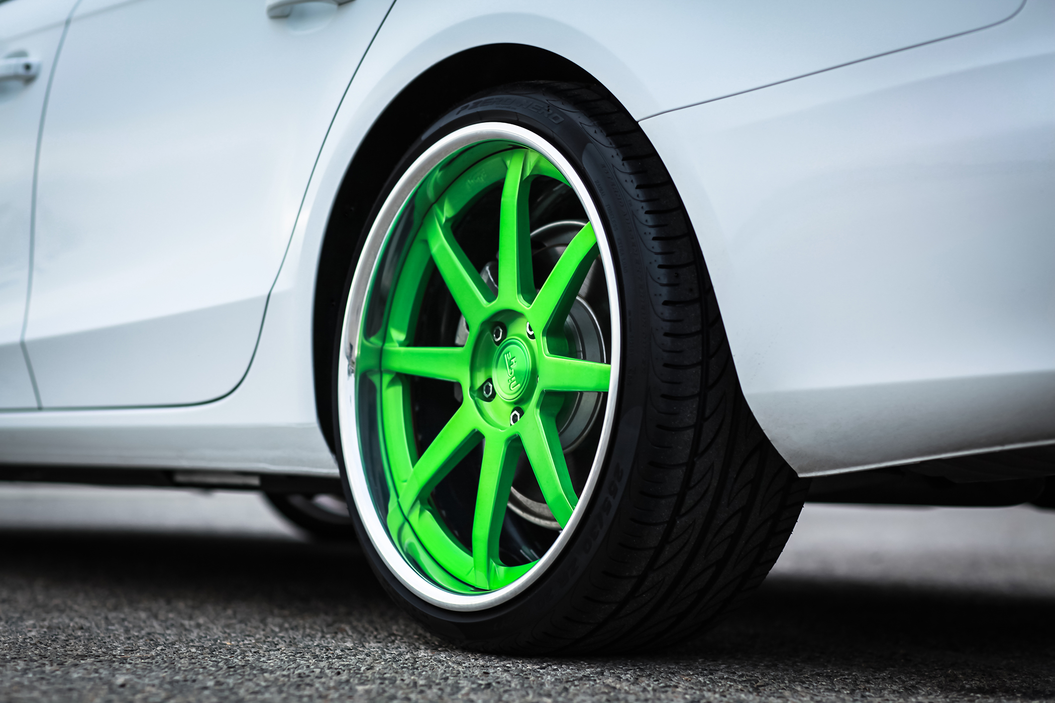 photo 4 Audi S4 custom wheels Niche Vector 20x9.0, ET , tire size X R20. 20x10.0 ET 