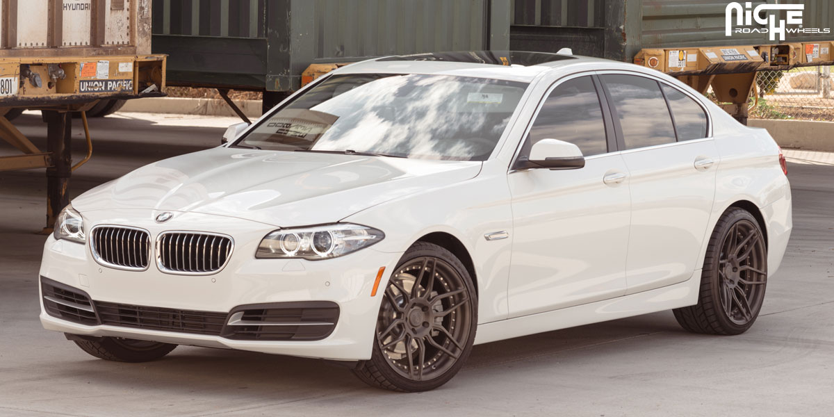 photo 2 BMW 528 custom wheels Niche Vella 20x9.0, ET , tire size X R20. 20x10.5 ET