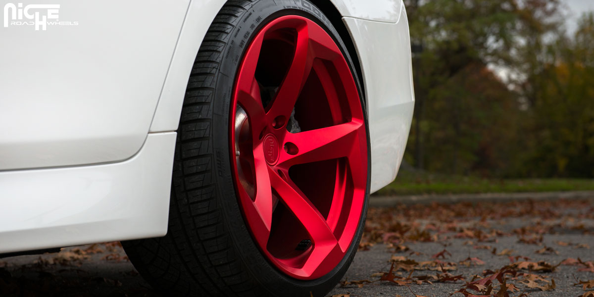 photo 1 BMW 550 custom wheels Niche DTM 20x9.0, ET , tire size X R20. 20x10.5 ET 