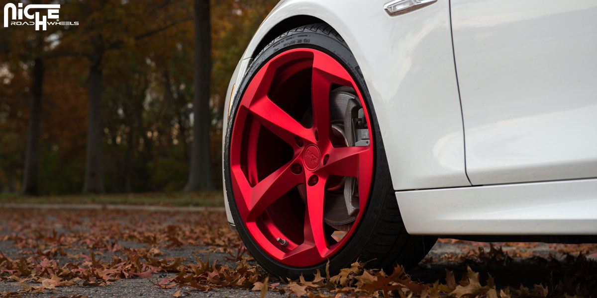 photo 3 BMW 550 custom wheels Niche DTM 20x9.0, ET , tire size X R20. 20x10.5 ET 